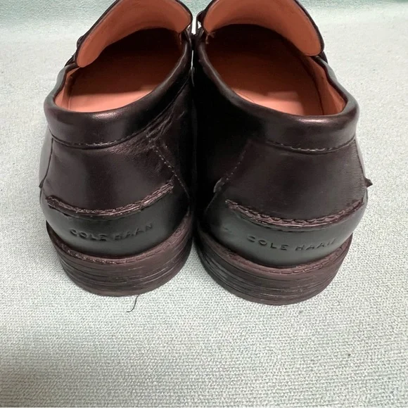 Cole Haan Stassi slip on Black Leather Loafers chunky chain hardware comfort - Picture 3 of 14